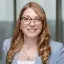 Amanda Walz headshot