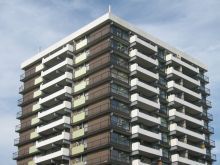 Skyward view of an apartment building in Colorado