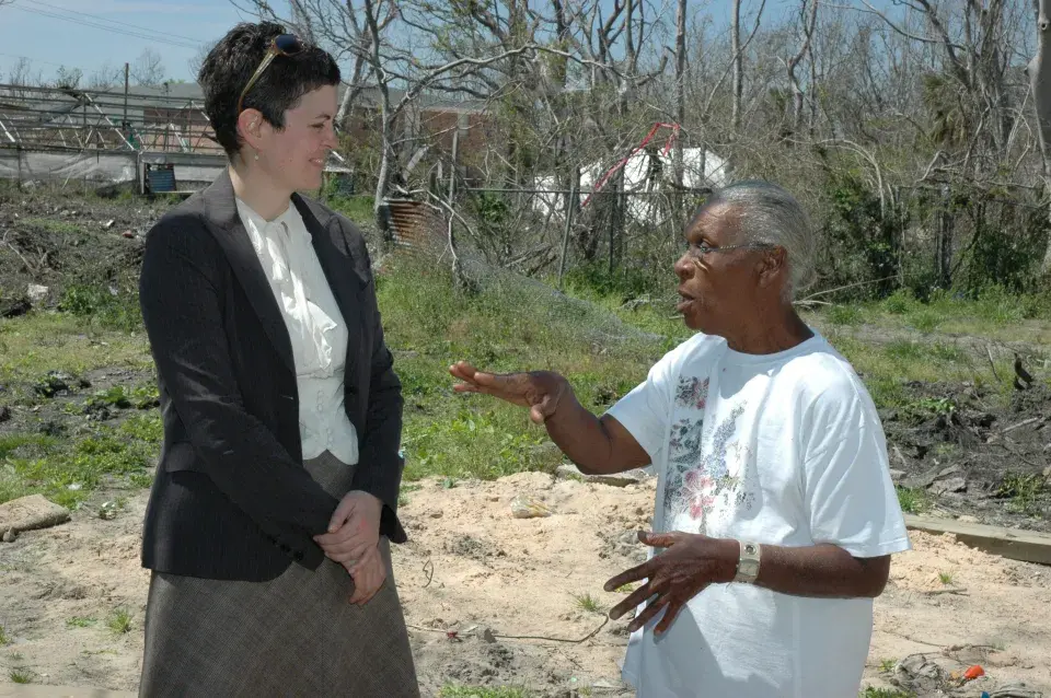 Michelle Whetten talking to New Orleans resident post Katrina