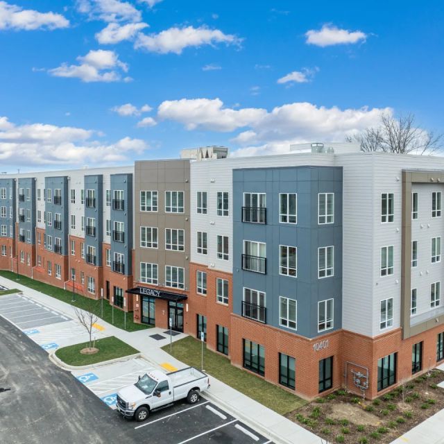 An aerial view of the Legacy at Twin Rivers apartment community