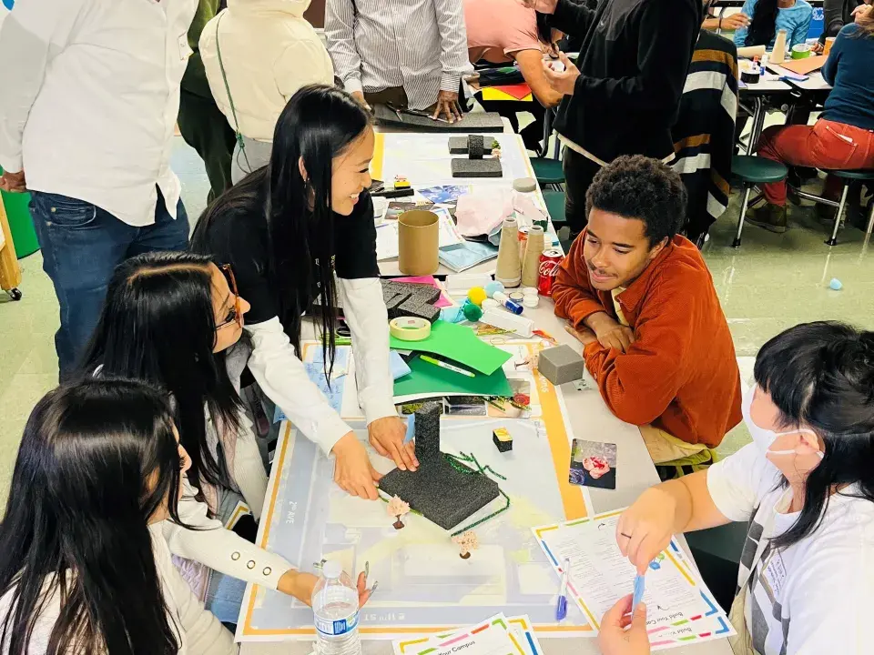 In Oakland, An Innovative Hub Links Transition Age Youth to Housing and Services